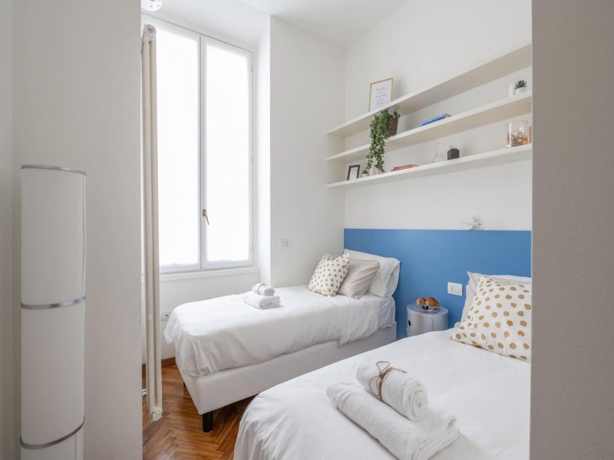 The Best Rent - Gorgeous Two-Bedroom Apartment In Porta Nuova District Milão Exterior foto