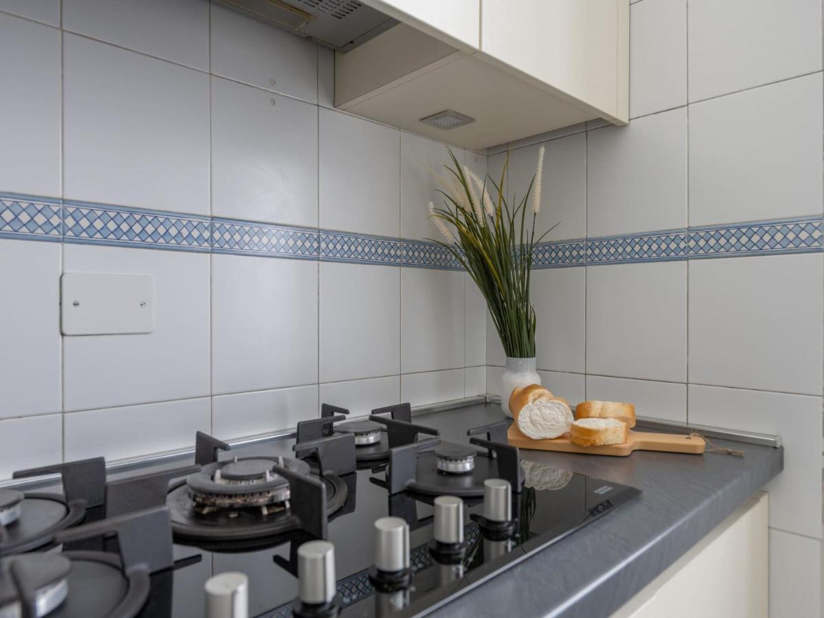 The Best Rent - Gorgeous Two-Bedroom Apartment In Porta Nuova District Milão Exterior foto